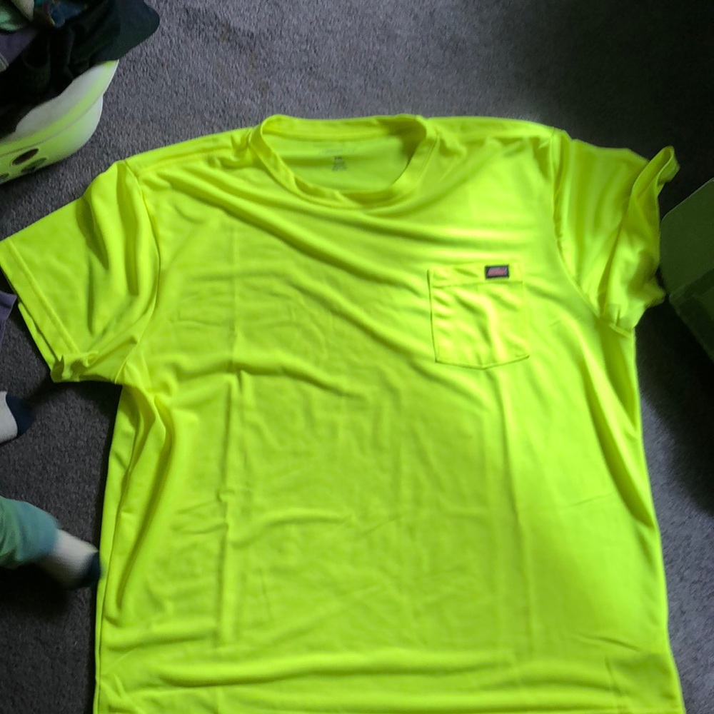 3 Dickies high-vis tshirts